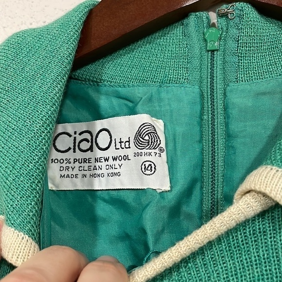 Vintage Wool Green Dress - Picture 4 of 11